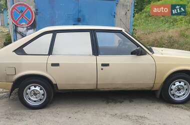 Хэтчбек Москвич/АЗЛК 2141 1990 в 