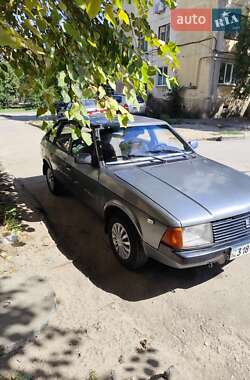 Хэтчбек Москвич/АЗЛК 2141 1991 в Павлограде
