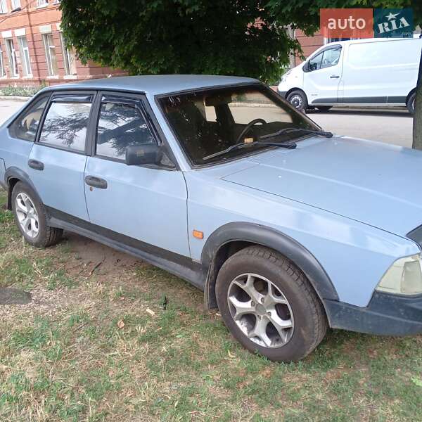 Хетчбек Москвич/АЗЛК 2141 1995 в Харкові