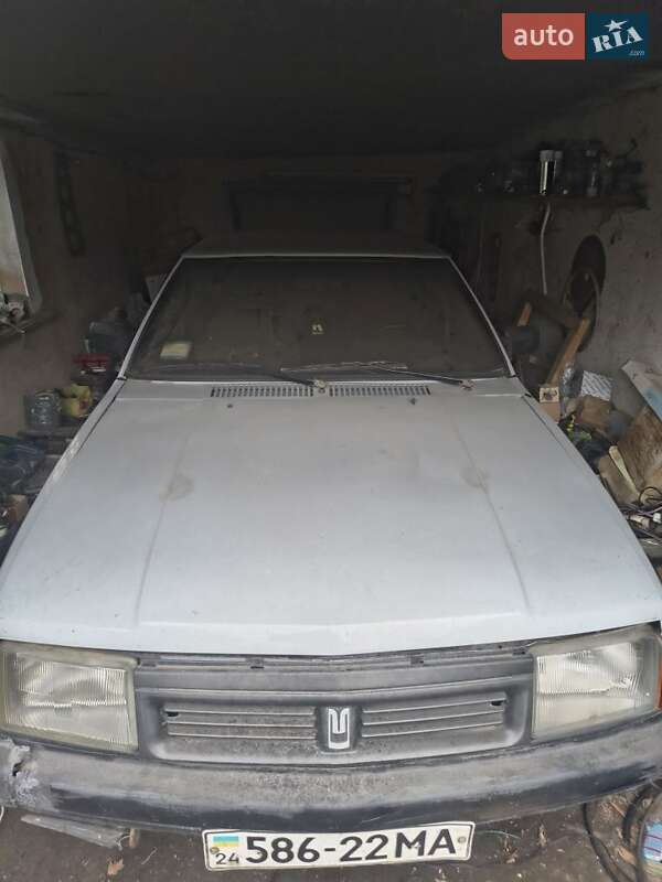 Хетчбек Москвич/АЗЛК 2141 1991 в Звенигородці фото 5 Хетчбек Москвич/АЗЛК 2141 1991 в Звенигородці