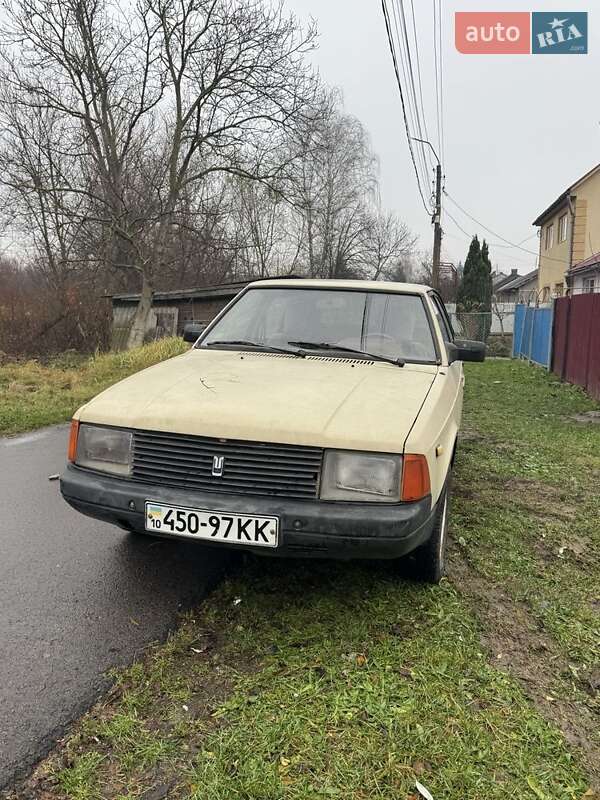 Хэтчбек Москвич/АЗЛК 2141 1989 в Тячеве