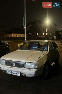 Седан Москвич/АЗЛК 2141 1990 в Броварах