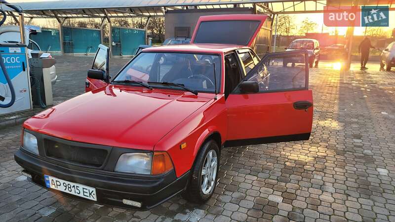 Хэтчбек Москвич/АЗЛК 2141 1990 в Запорожье