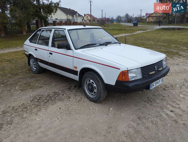 Хэтчбек Москвич/АЗЛК 2141 1992 в Кременце