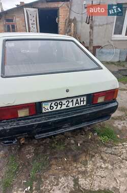Ліфтбек Москвич/АЗЛК 2142 1997 в 