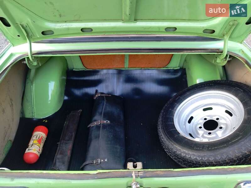 Седан Москвич/АЗЛК 412 1991 в Гайвороні