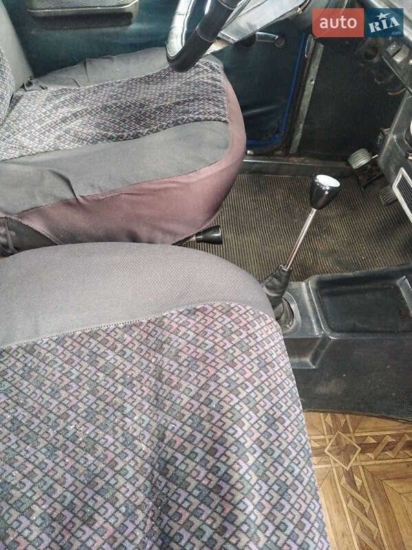 Седан Москвич/АЗЛК 412 1972 в Снигиревке фото 7 Седан Москвич/АЗЛК 412 1972 в Снигиревке