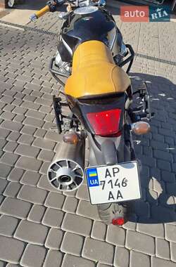 Мотоцикл Спорт-туризм Moto Guzzi Griso 2007 в 