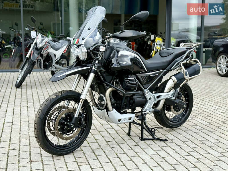 Moto Guzzi V85TT 2023