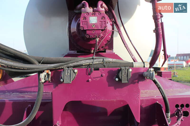 Бетономешалка (Миксер) полуприцеп Mueller-Mitteltal DKA 32 2005 в Хусте фото 14 Бетономешалка (Миксер) полуприцеп Mueller-Mitteltal DKA 32 2005 в Хусте