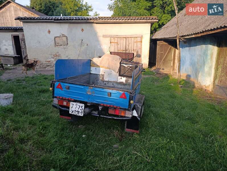 Вантажні трицикли Муравей М2 1990 в Тернополі