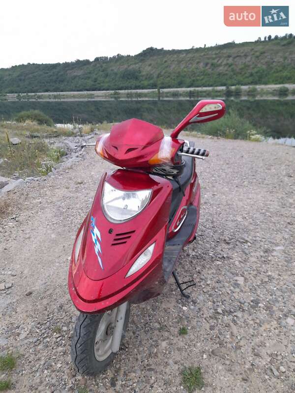 Скутер Musstang MT-125 2013 в Новоднестровске