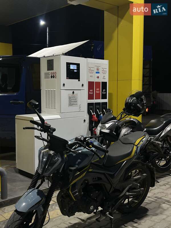 Мотоцикл Спорт-туризм Musstang MT 200 Region 2025 в Хоросткове