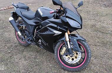 Мотоцикл Спорт-туризм Musstang MT 250-10B 2014 в 