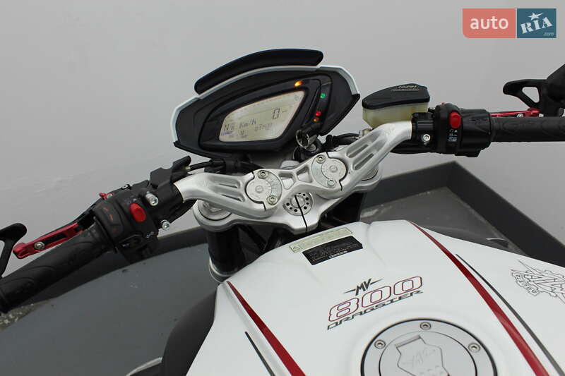 Мотоцикл Без обтікачів (Naked bike) Mv agusta Brutale 2014 в Гнівані