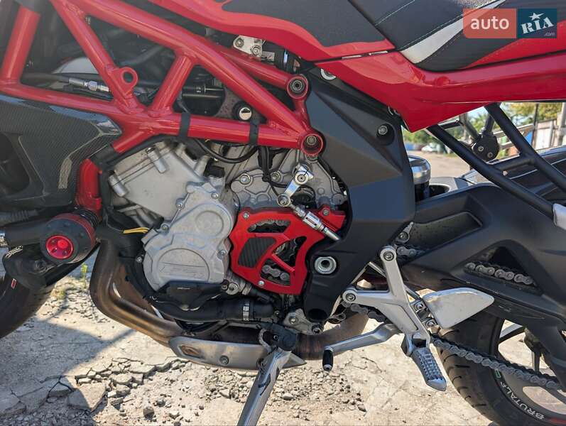 Мотоцикл Без обтікачів (Naked bike) Mv agusta Brutale 2016 в Кременчуці