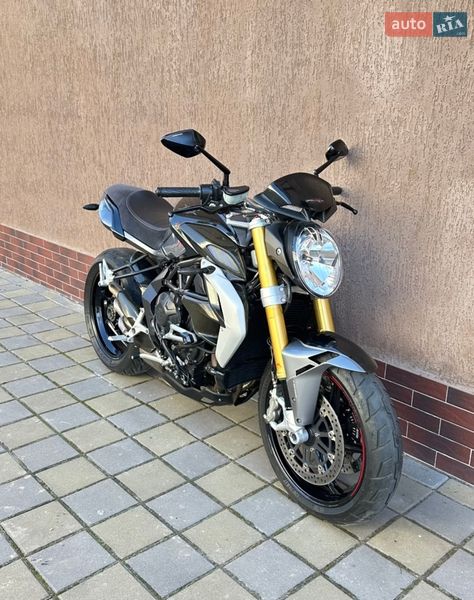 Мотоцикл Без обтікачів (Naked bike) Mv agusta Brutale 2015 в Києві