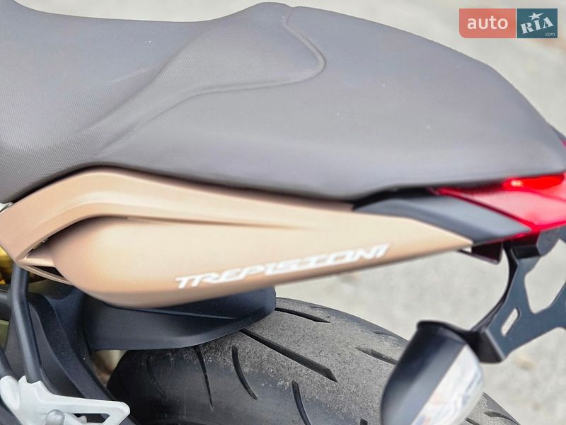 Мотоцикл Без обтекателей (Naked bike) Mv agusta Brutale 2013 в Киеве