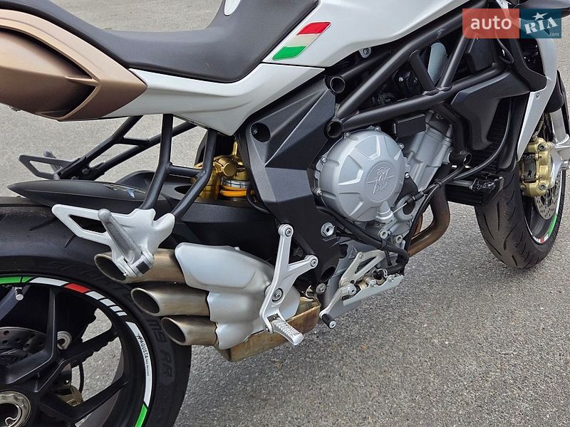 Мотоцикл Без обтекателей (Naked bike) Mv agusta Brutale 2013 в Киеве
