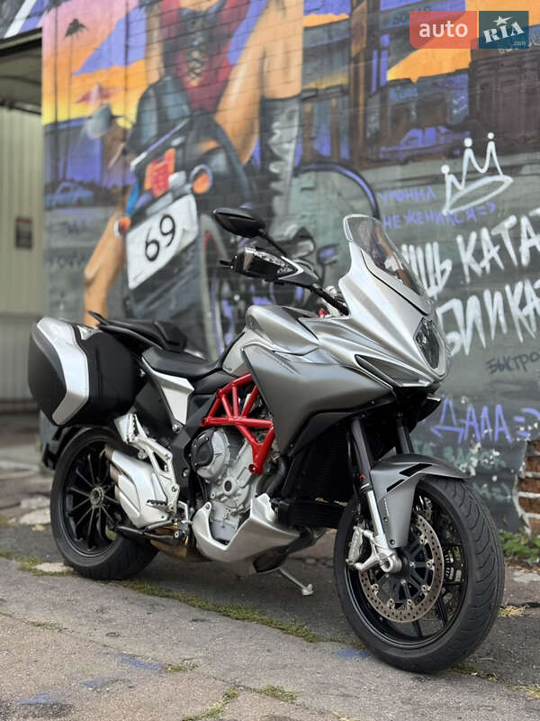 Mv agusta Turismo Veloce 2015