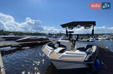 Катер Nautique Super Air Nautique 2021 в Києві