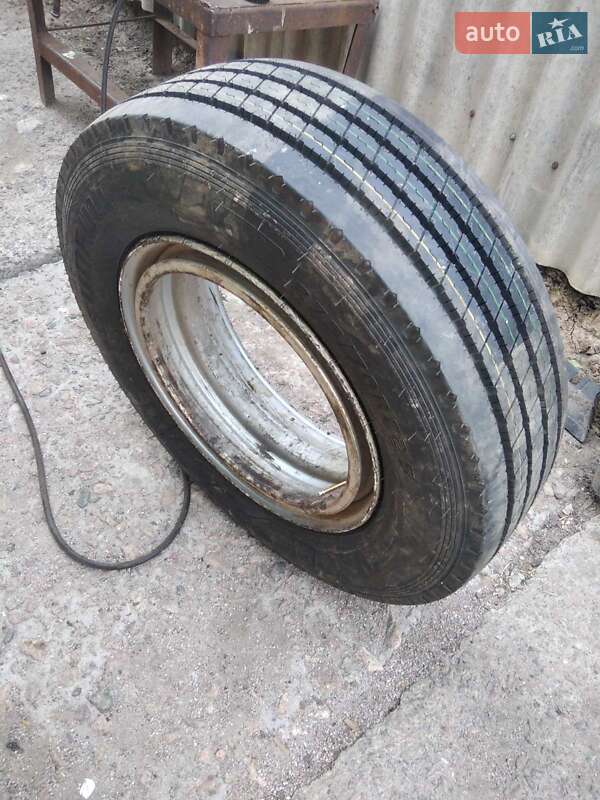 Бортовой полуприцеп Нефаз 9334 2006 в Карловке