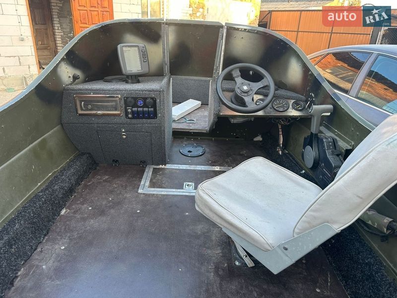Лодка Неман Неман-2 1991 в Киеве