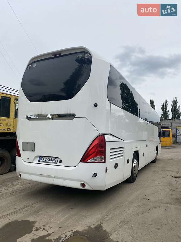 Туристичний / Міжміський автобус Neoplan N 1217 2013 в Києві