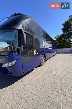 Туристический / Междугородний автобус Neoplan N 1218 2011 в 