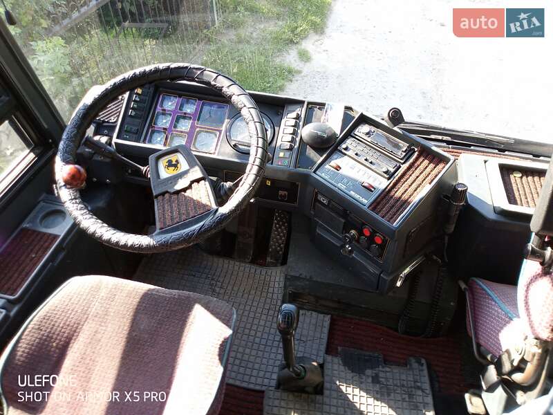 Туристический / Междугородний автобус Neoplan N 208 1994 в Пустомытах