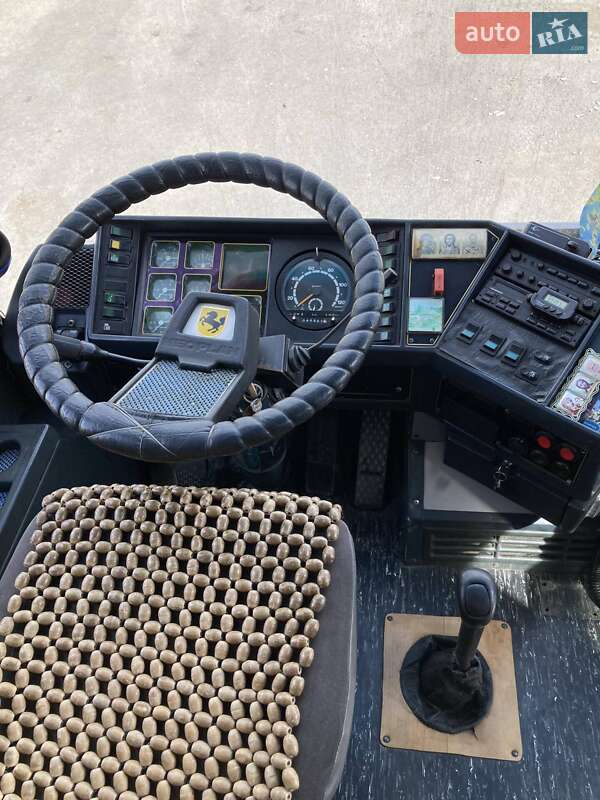 Туристический / Междугородний автобус Neoplan N 208 1992 в Новой Ушице фото 9 Туристический / Междугородний автобус Neoplan N 208 1992 в Новой Ушице