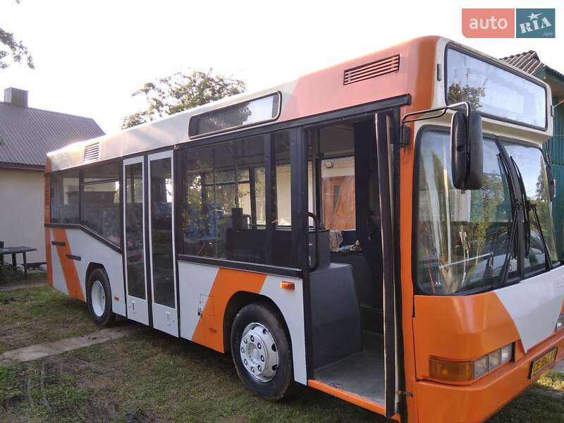 Городской автобус Neoplan N 4007 1996 в Черновцах