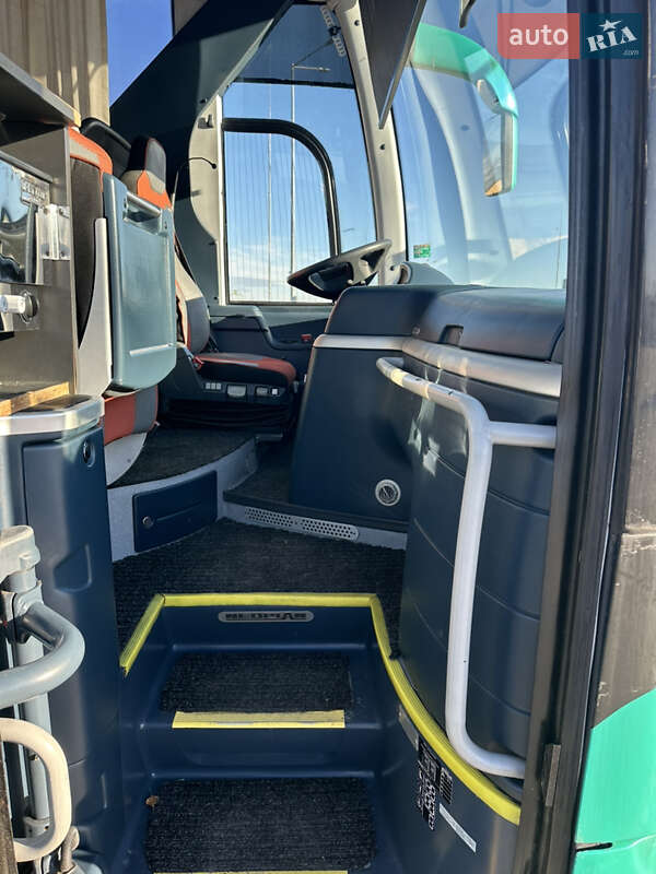 Туристический / Междугородний автобус Neoplan Tourliner 2010 в Киеве