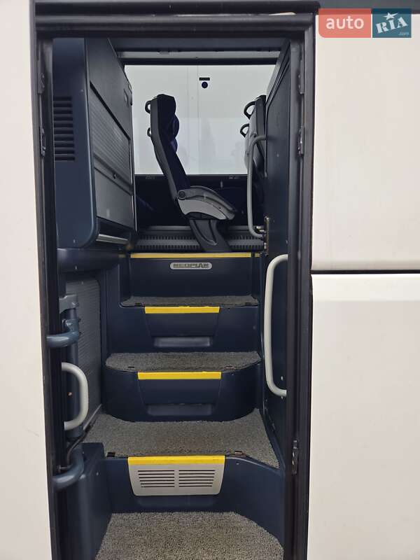 Туристический / Междугородний автобус Neoplan Tourliner 2012 в Киеве