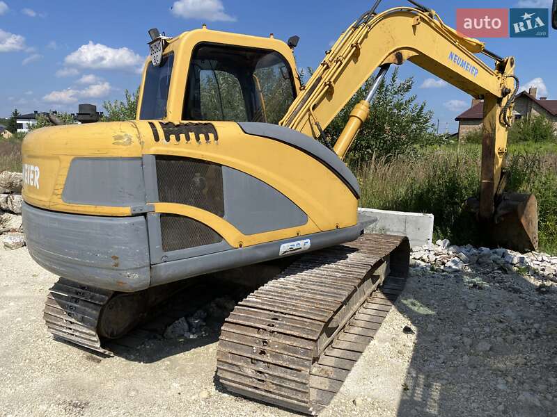 Гусеничний екскаватор Neumeier NR 2007 в Львові
