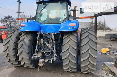 Трактор New Holland 8050 2010 в 