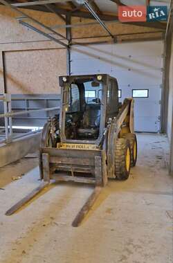 Фронтальні навантажувачі New Holland L218 2015 в Мукачевому