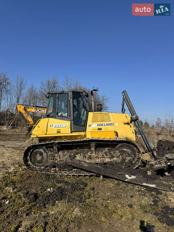 Бульдозер New Holland LB 2009 в Долине