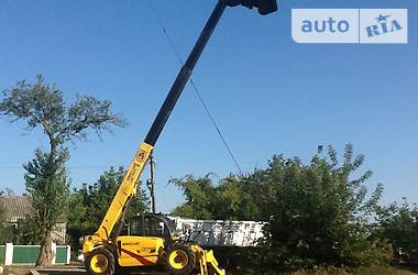 Телескопический погрузчик New Holland LM 2005 в 