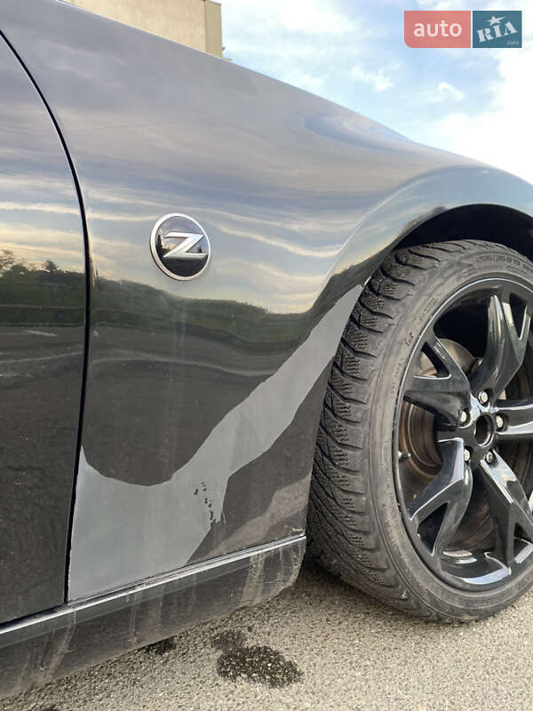 Купе Nissan 370Z 2015 в Киеве