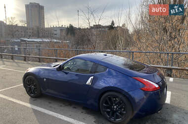 Купе Nissan 370Z 2015 в 