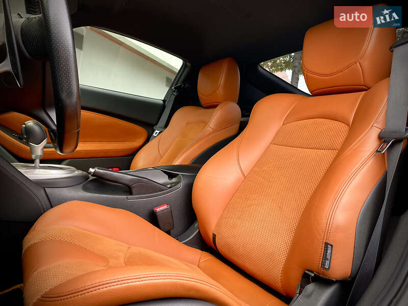 Купе Nissan 370Z 2015 в Киеве фото 25 Купе Nissan 370Z 2015 в Киеве