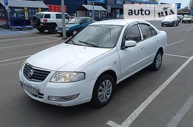 Седан Nissan Almera Classic 2008 в Никополе