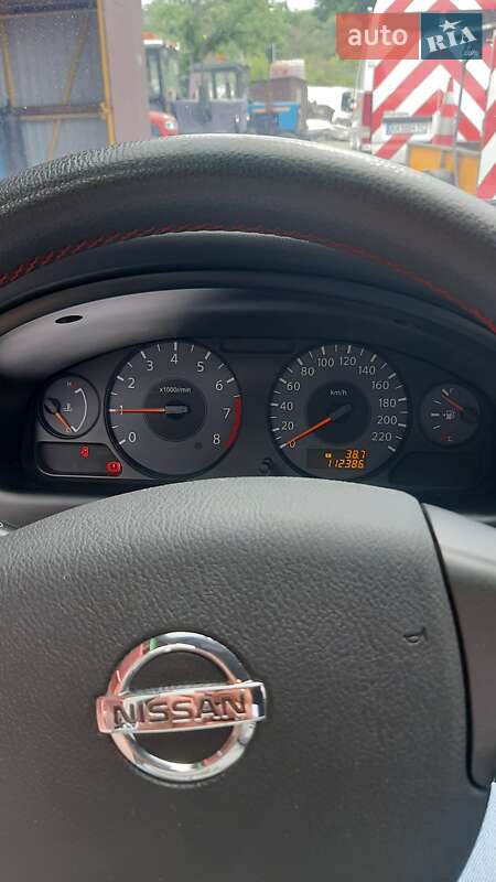 Седан Nissan Almera Classic 2012 в Києві
