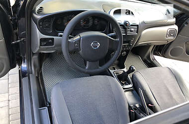 Седан Nissan Almera Classic 2011 в 