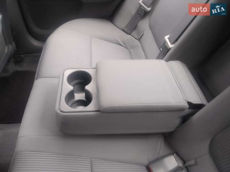 Седан Nissan Almera Classic 2006 в Киеве
