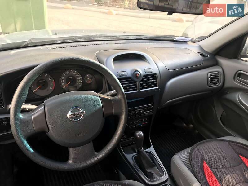 Седан Nissan Almera Classic 2006 в Киеве