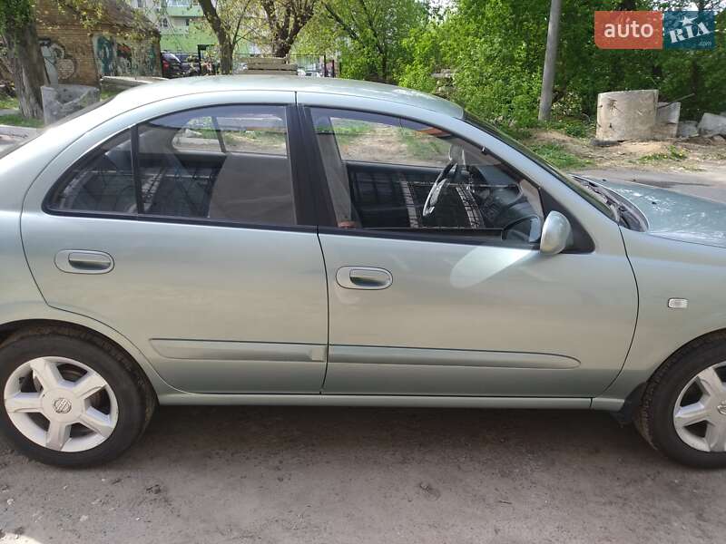 Седан Nissan Almera Classic 2006 в Киеве