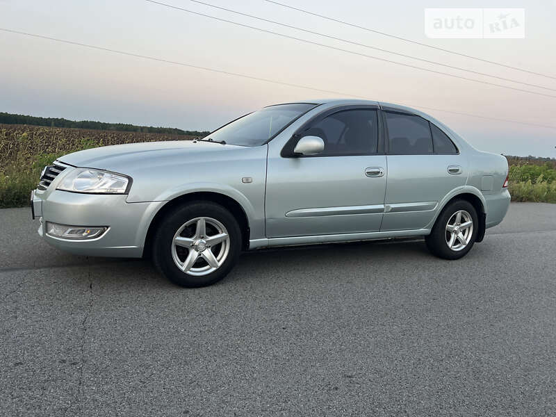 Седан Nissan Almera Classic 2007 в Мене