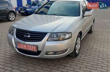 Седан Nissan Almera Classic 2012 в Ужгороде